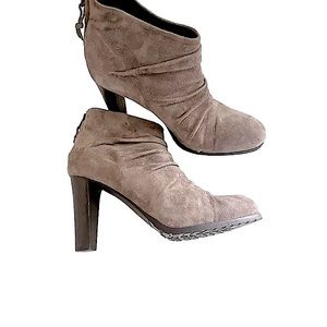 Henry Beguelin | Suede Ankle Boots